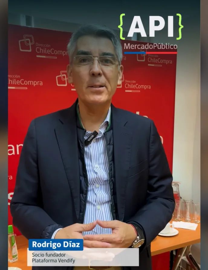 Rodrigo Díaz, Cofundador de Vendify, en el Taller de APIs de ChileCompra